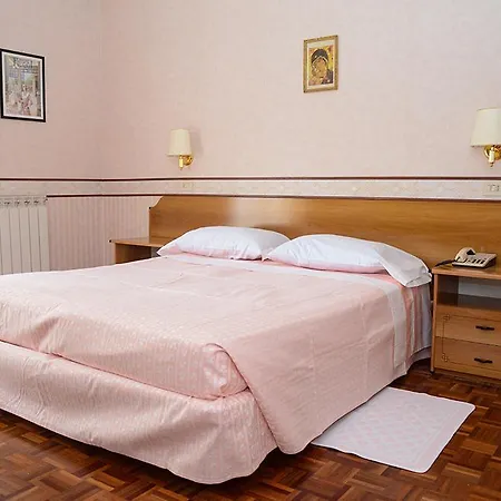 Terminus Szálloda 3*