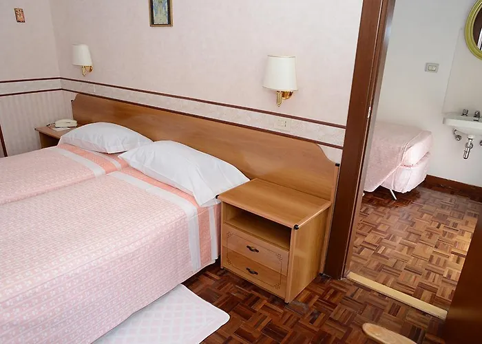 Ξενοδοχείο Terminus 3*